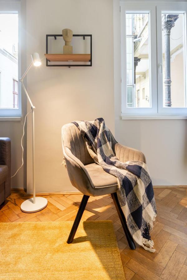 Bien Apartment Boedapest Buitenkant foto